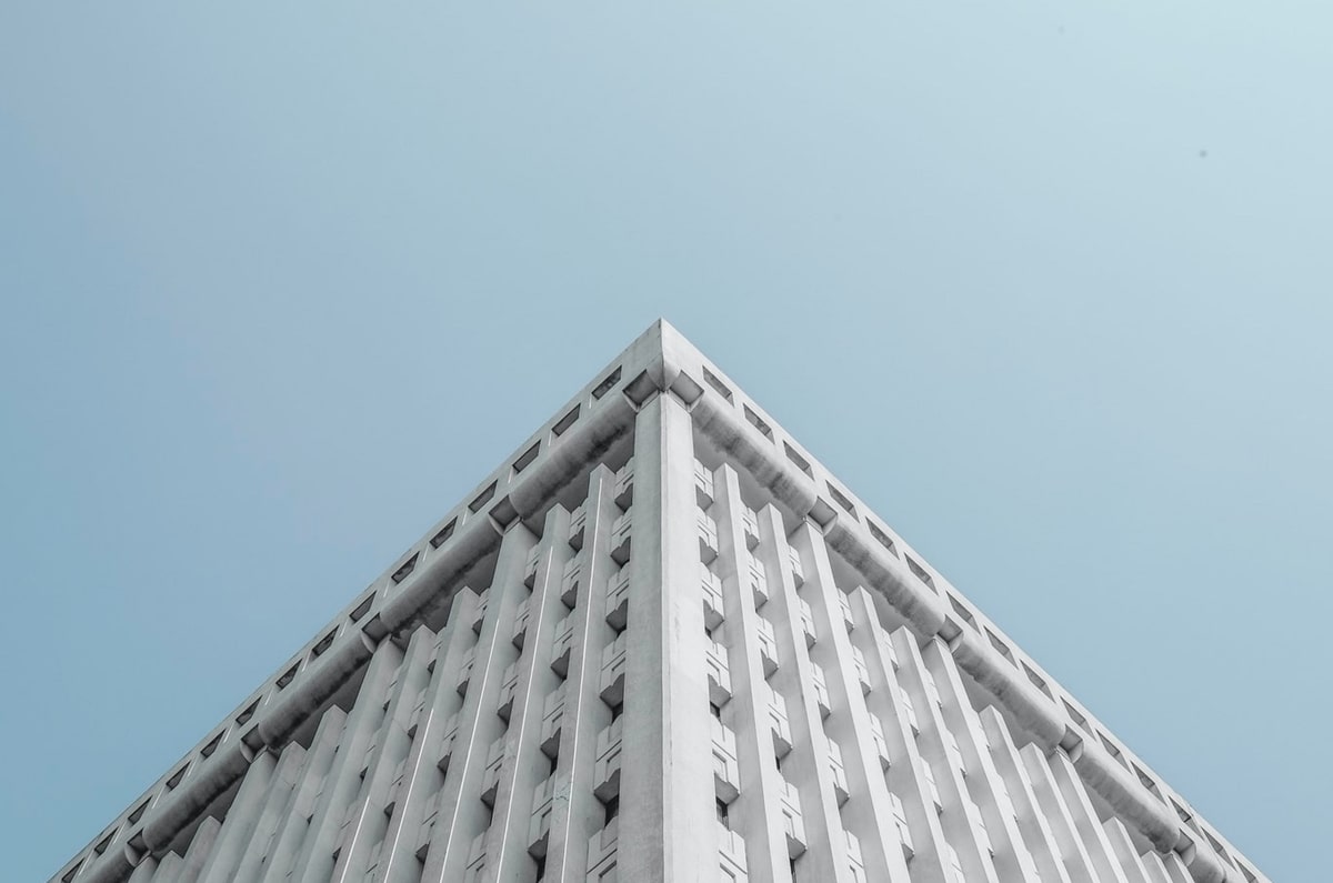 开云APP-离谱！一男子存500万一年定期，利息151000。到期取钱，工作人员却说，存单是假的！男子怒了直接告上法院！